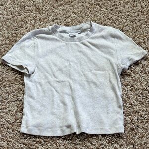 TNA cropped short Sleeve Crewneck Tee in Light Gray